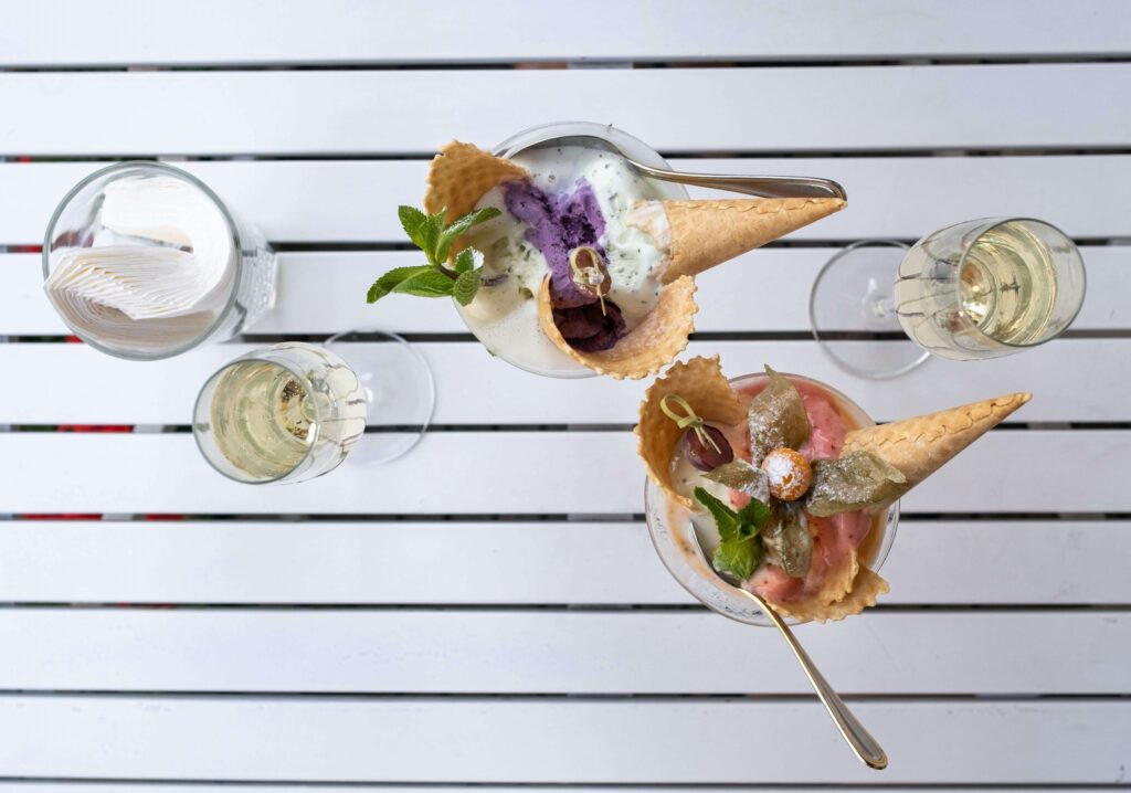 Creamy-ice-cream-flavours-and-wine